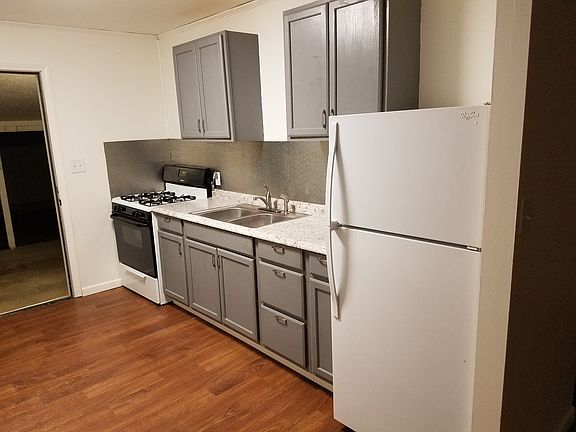 2nd image of 1530 S Oronogo St