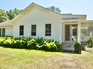 17 Stearns Point Rd, Shelter Island, NY 11964
