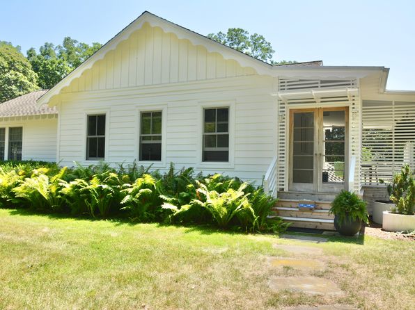 17 Stearns Point Rd
