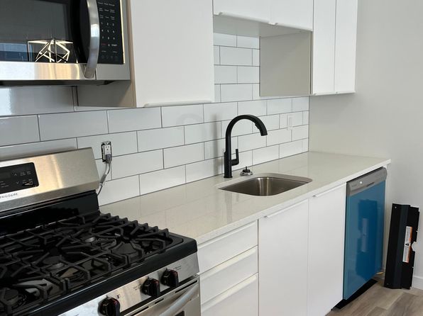 3505 22nd Ave S APT 2