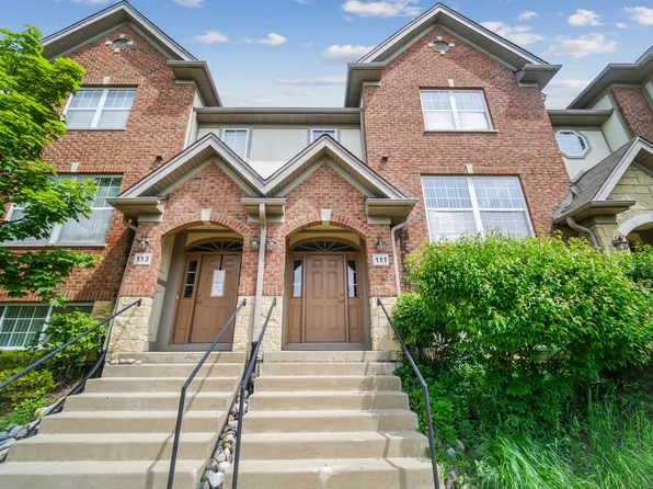 113 Creekbend Ct, Mount Prospect, IL 60056