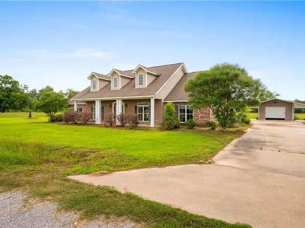 991 Hazmuka Rd, Pineville, LA 71360