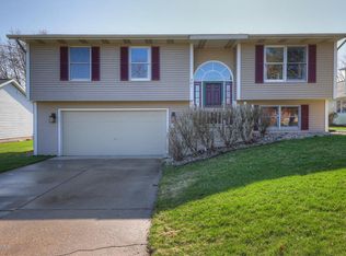 241 Country Club Rd, Holland, MI 49423