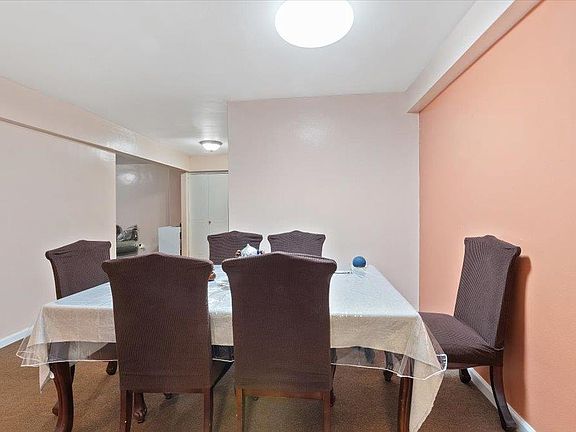 4th image of 2661 Marion Avenue #3C