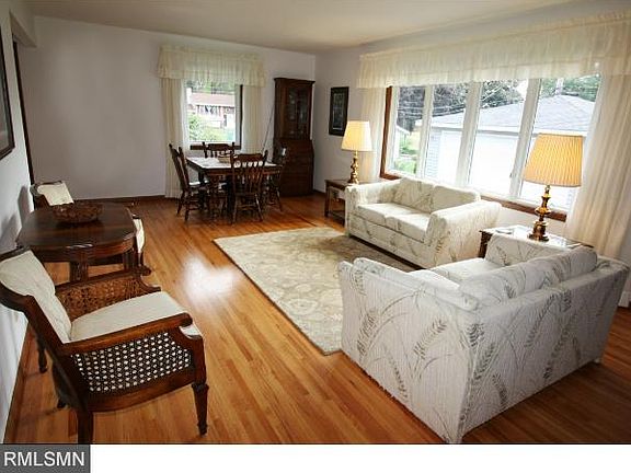 3rd image of 4648 Sumter Ave N