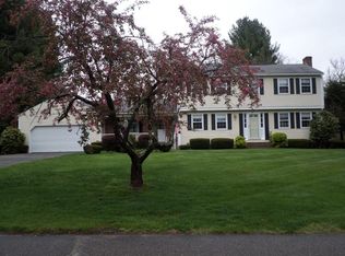 26 Brentwood Dr, Wilbraham, MA 01095
