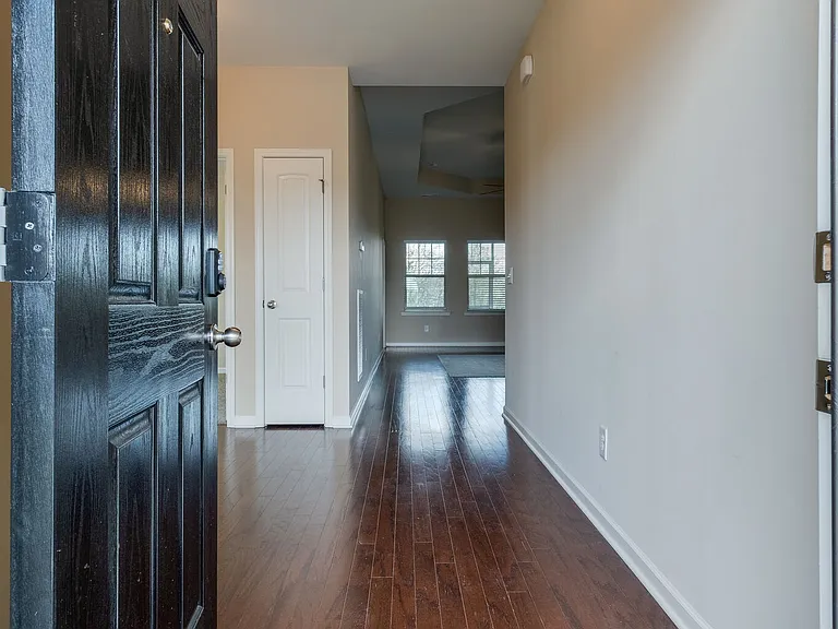 1021 Lindyn Lee Way — Photo 33