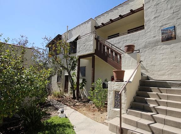 2nd image of 391 N Baldwin Ave #391