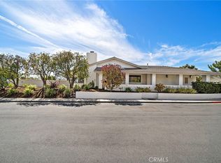 11 Jetty Dr, Corona Del Mar, CA 92625