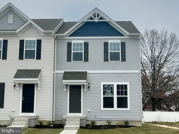 24 Whitaker Ct, Millville, NJ 08332