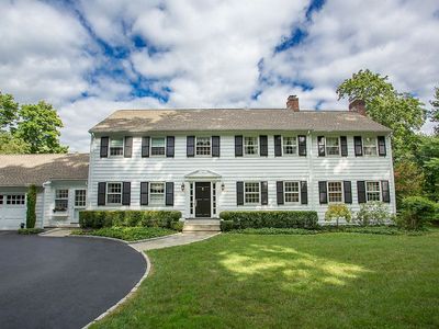 10 Mackenzie Gln, Greenwich, CT, 06830