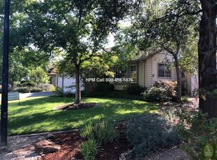310 Greens Dr, Healdsburg, CA 95448