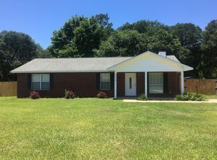 5559 Chipper Ln, Pace, FL 32571
