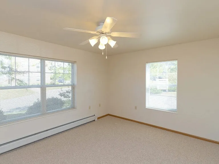 3953 S Prairie Hill Ln — Photo 10