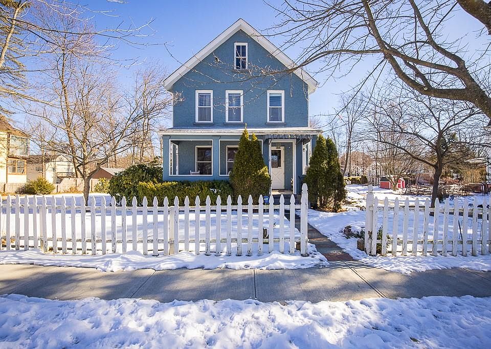 1st image of 18 Rockland Terrace
