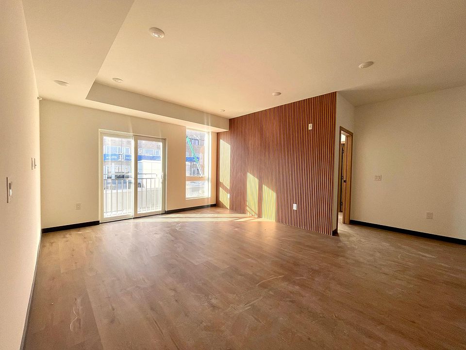1st image of 1712 N 2nd St #504C