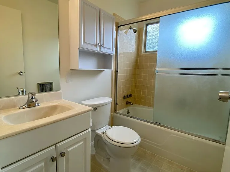 407 Mission Ave #6 — Photo 12