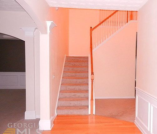 2nd image of 3156 Baywood Ct