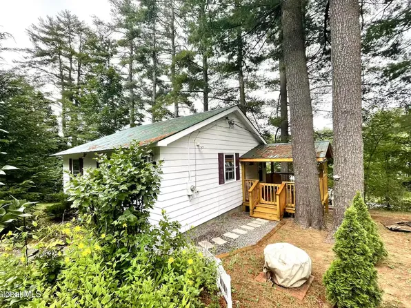 12 Read Drive, Lake Luzerne, NY 12846