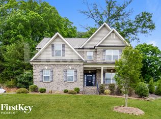 4669 Pebble Lake Dr, Pfafftown, NC 27040