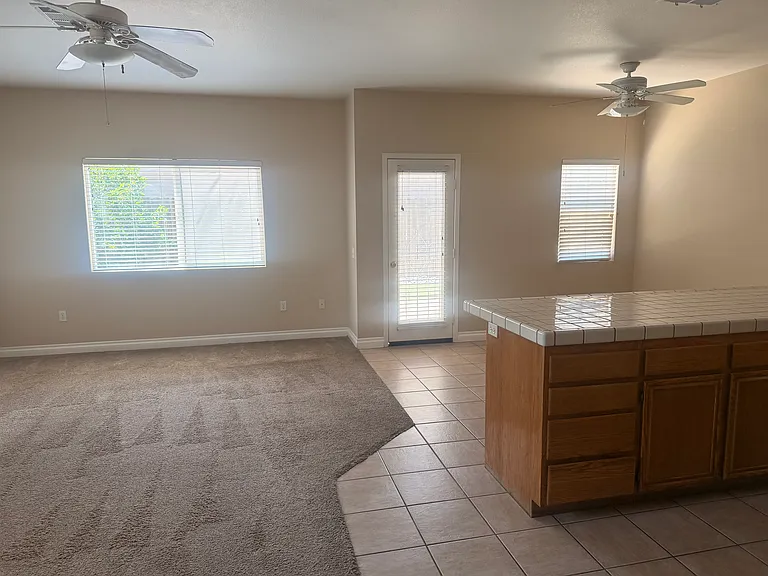 878 Rebecca Dr — Photo 3