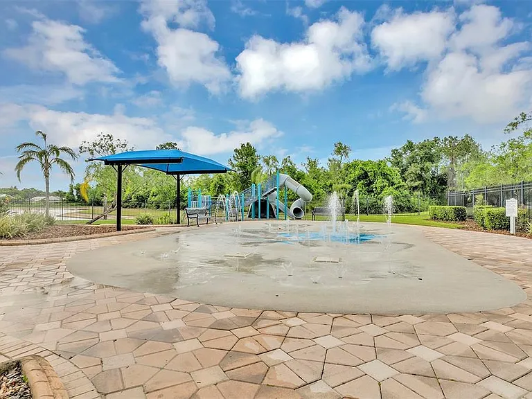 Splashpad and park