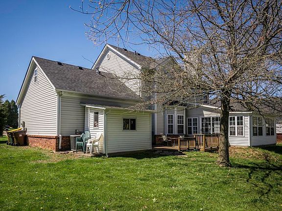 5th image of 725 Eastgate Village Pl