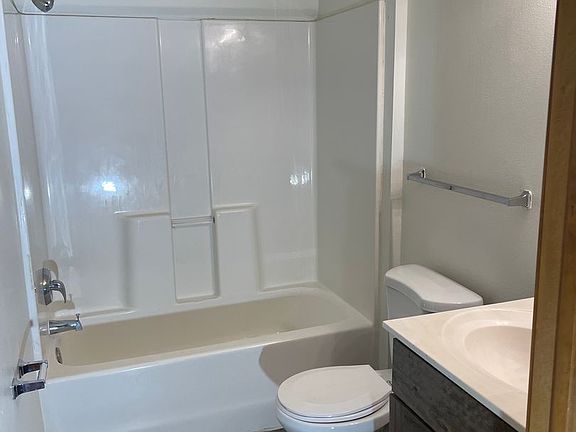 5th image of 134 Main St #212