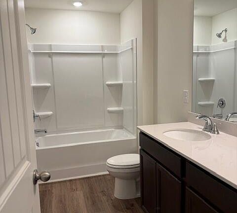 7th image of this home