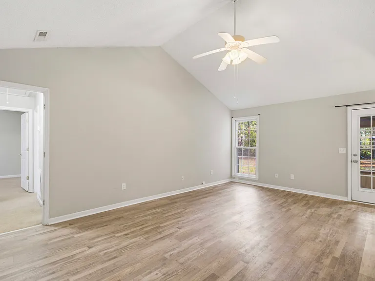 1860 Piper Dr — Photo 5