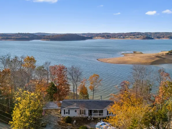 1594 Kinder Ln, Dandridge, TN 37725