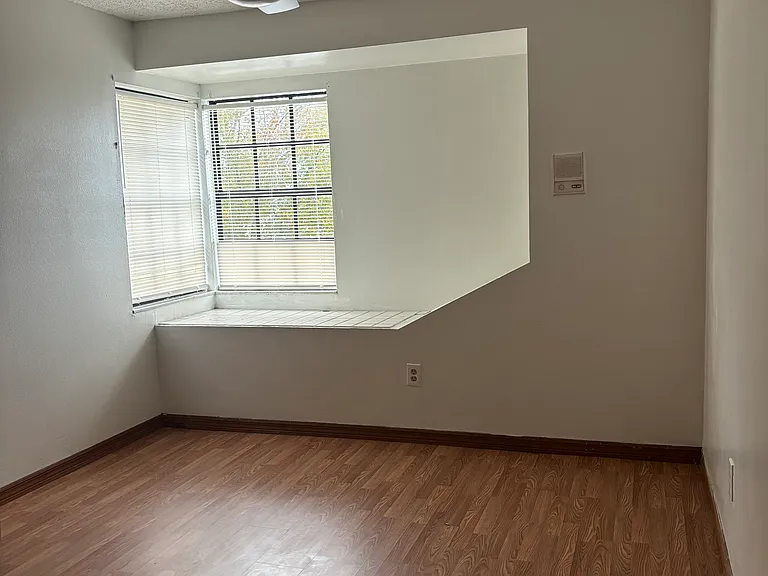 7400 Wade Meadow Ct — Photo 20