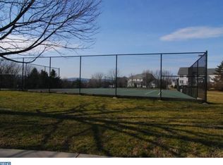209 Hawthorne Ct N, Wyomissing, PA