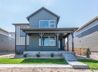 6067 John Muir Dr, Timnath, CO 80547