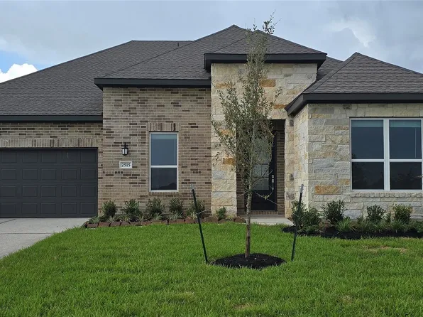 2515 Tranquil Cedar Dr, Rosenberg, TX 77469