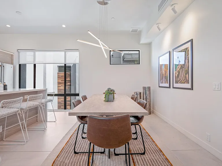 MZ Scottsdale — Photo 10