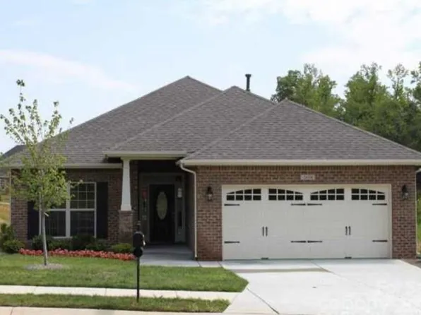 2608 Glyncastle Way, Gastonia, NC 28056