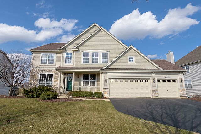 1st image of 26240 Whispering Woods Cir