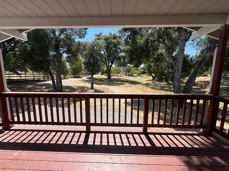 10125 Atascadero Ave #B — Photo 4
