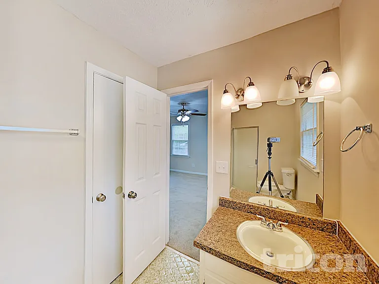 3865 Brushy Wood Dr — Photo 8