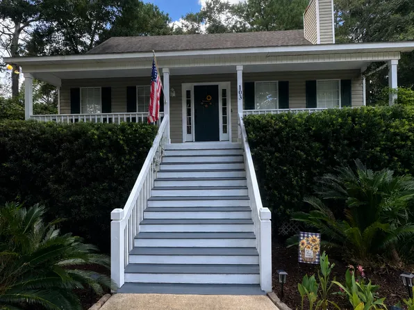 103 Highland Cir, Daphne, AL 36526