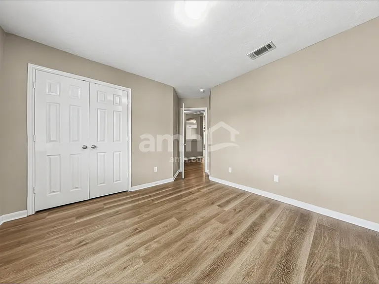 4934 Trailing Clover Ct — Photo 19