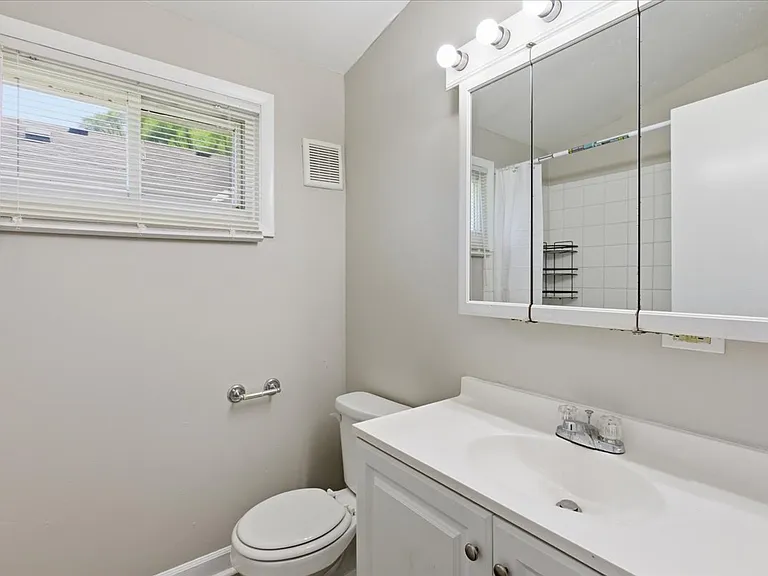 3000 Gilead Ave — Photo 5