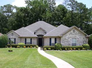 1520 Chippewa St, Longview, TX 75605