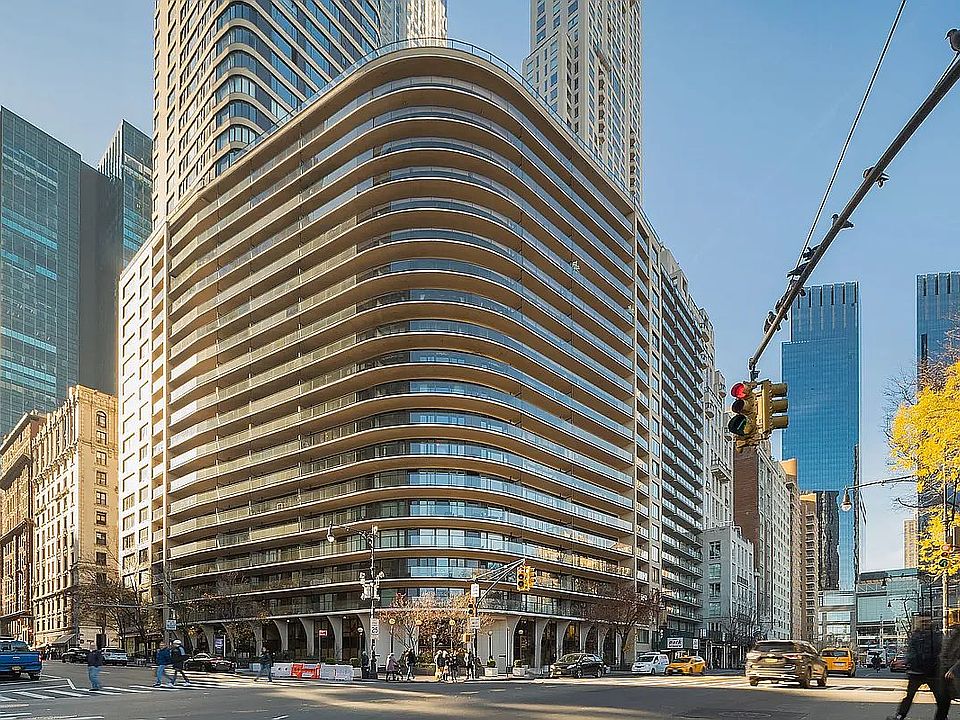 1st image of 200 Central Park S APT 19C
