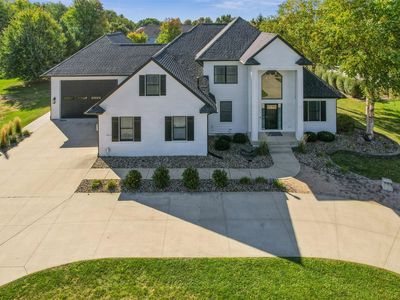 4620 Park Dr, West Des Moines, IA, 50265