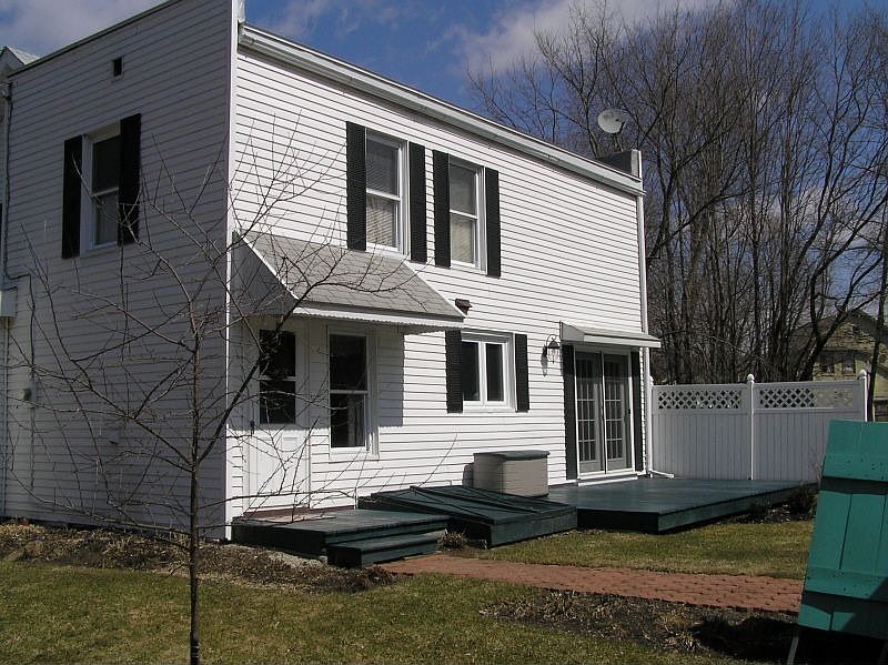 11 Cummings Street, Hoosick Falls, NY