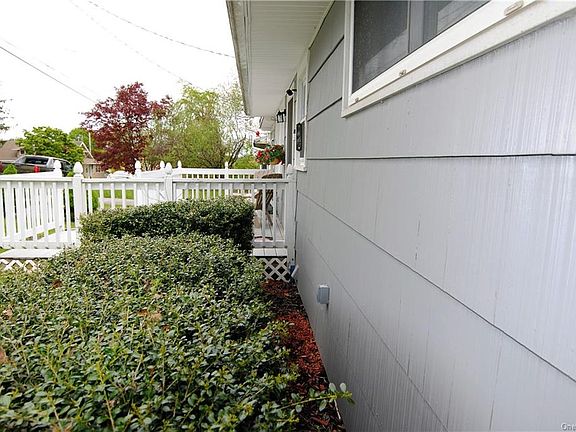 5th image of 22 Mountain Ave