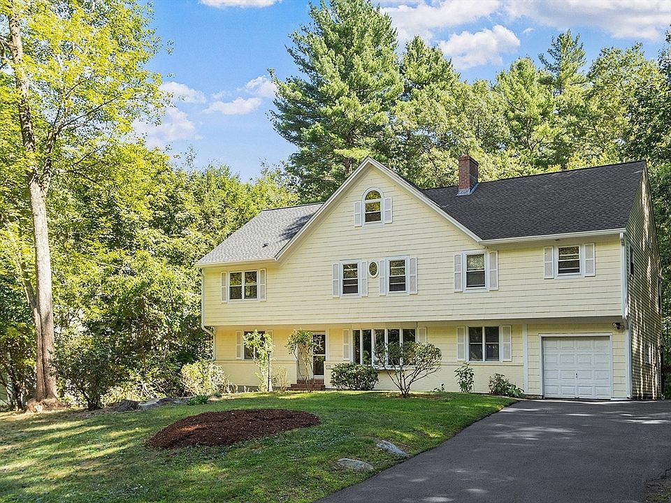 1st image of 10 Hayden Ln