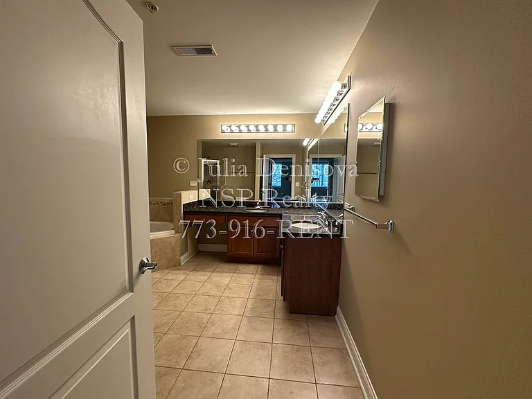 2-322 Itasca Pl #228 — Photo 9